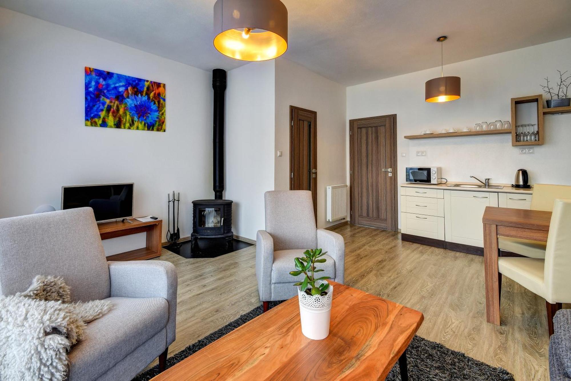 Apartments Ceresnovy Sad & Wellness วิสโซเค ดาตรี ภายนอก รูปภาพ