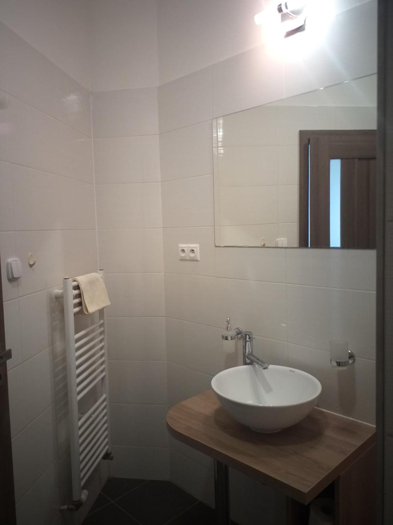 Apartments Ceresnovy Sad & Wellness วิสโซเค ดาตรี ภายนอก รูปภาพ