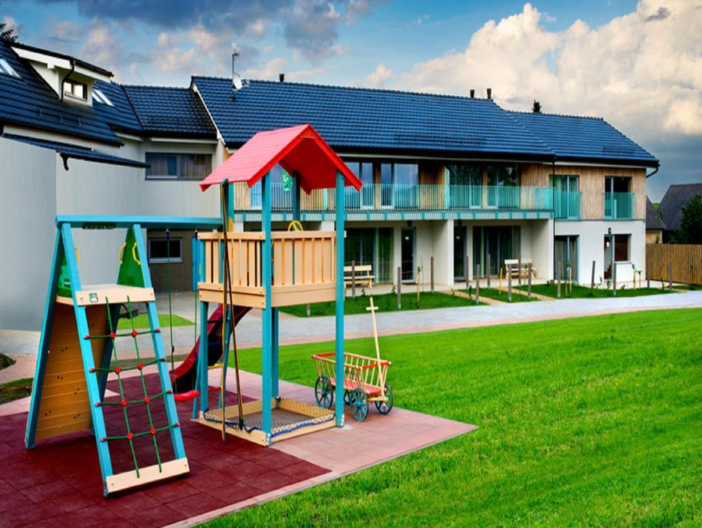 Apartments Ceresnovy Sad & Wellness วิสโซเค ดาตรี ภายนอก รูปภาพ